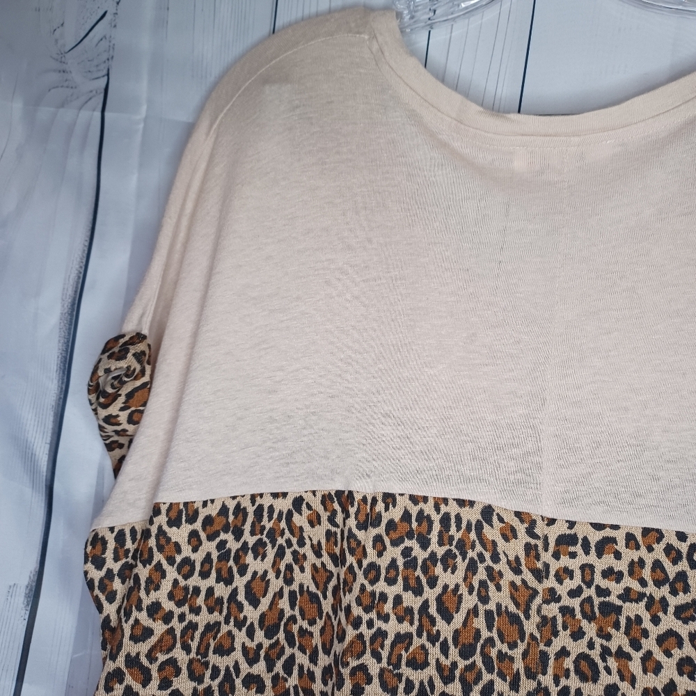 Leopard Print Color Block Dress - Picture 11 of 12